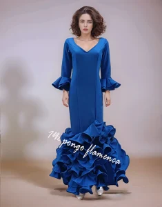 Vestido de Flamenca Azul - Belleza flamenca al detalle Vestido de Flamenca Azul - Belleza flamenca al detalle